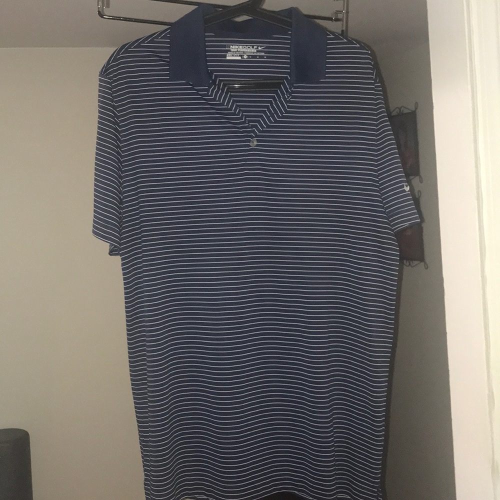 Men’s Nike short sleeve dri fit golf shirt👕